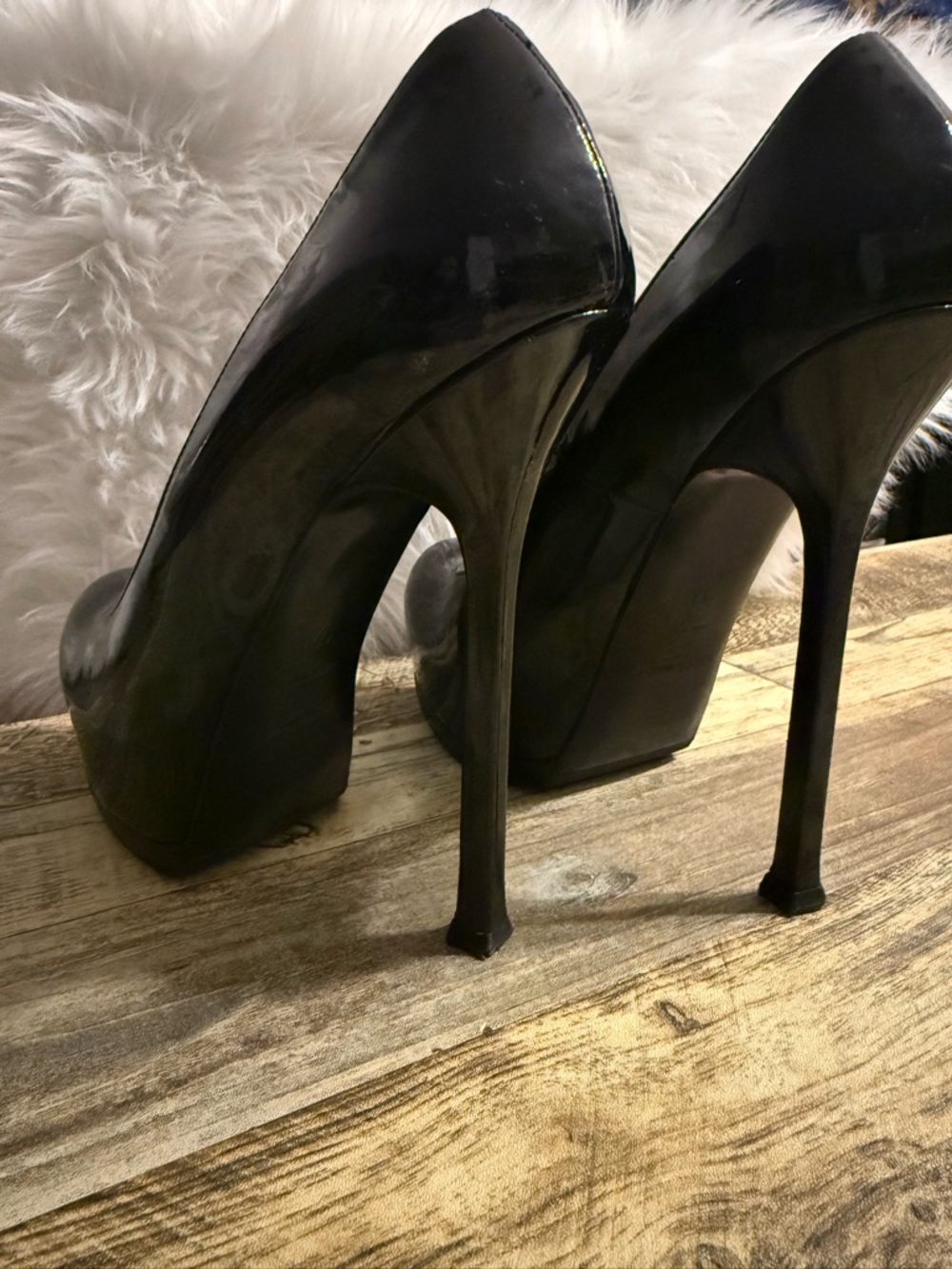 Yves Saint Laurent (YSL) Black Patent Platform Stiletto Pumps – EU 37 (US ~7) - Picture 5 of 9